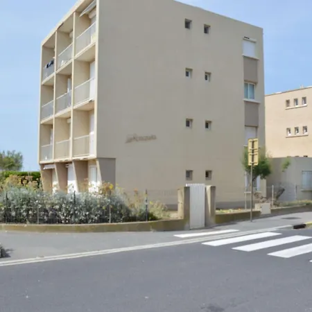 Апартаменты Face A La Mer, Balcon Et Local A Velo, 300m Du Centre - - Fr-1-229b-61 Нарбонна